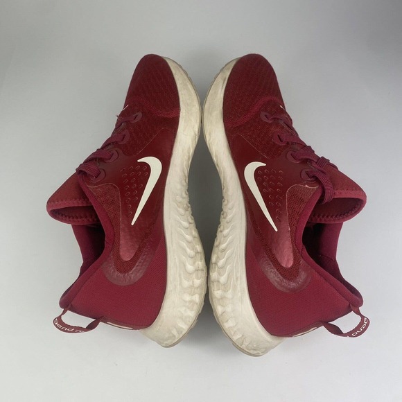 NIKE Legend React Red/White Running Shoes Sneakers Women's Size 10 Men’s 8 - Picture 5 of 7